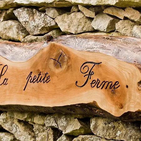 La Petite Ferme Bed & Breakfast 3*